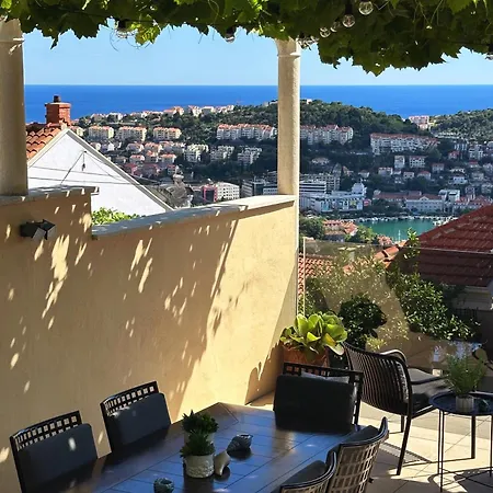 Apartment Hillside